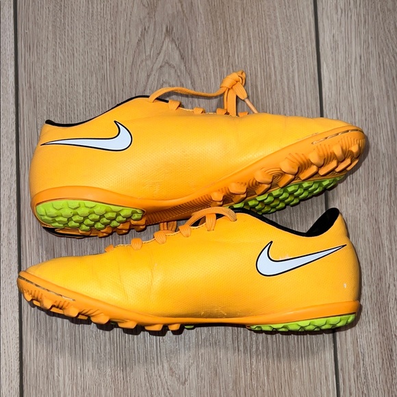 Nike Mercurial Kid’s Soccer Shoes in Orange and Black - Picture 12 of 16
